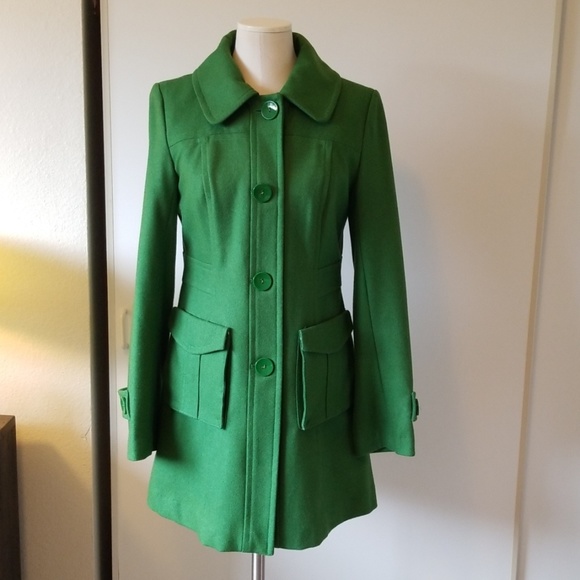 tulle green coat